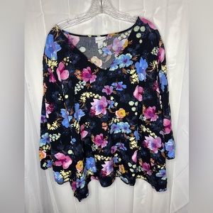 AVA AND VIV 4X floral top